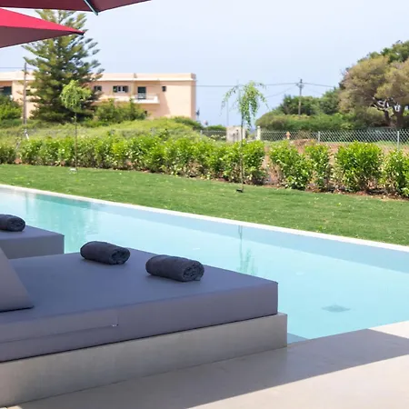 Villa Nobilita Grand 7-bedroom Luxury With Sky-lounge Rooftop & 21m Pool - By Posarellivillas *