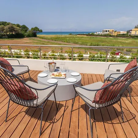 Nobilita Grand 7-bedroom Luxury With Sky-lounge Rooftop & 21m Pool - By Posarellivillas *
