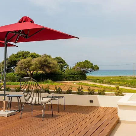Вилла Nobilita Grand 7-bedroom Luxury With Sky-lounge Rooftop & 21m Pool - By Posarellivillas *