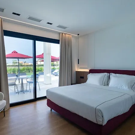 Вилла Nobilita Grand 7-bedroom Luxury With Sky-lounge Rooftop & 21m Pool - By Posarellivillas Ахарави